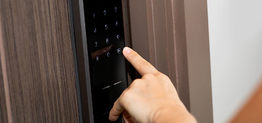 Smart Electric Locks Replacement Services in Aventura, FL