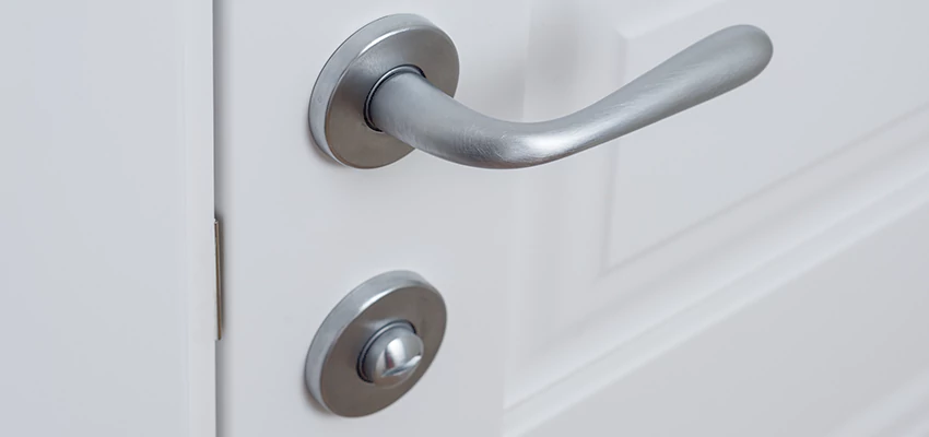 Single-Occupancy Restroom Locks Repair in Aventura, Florida